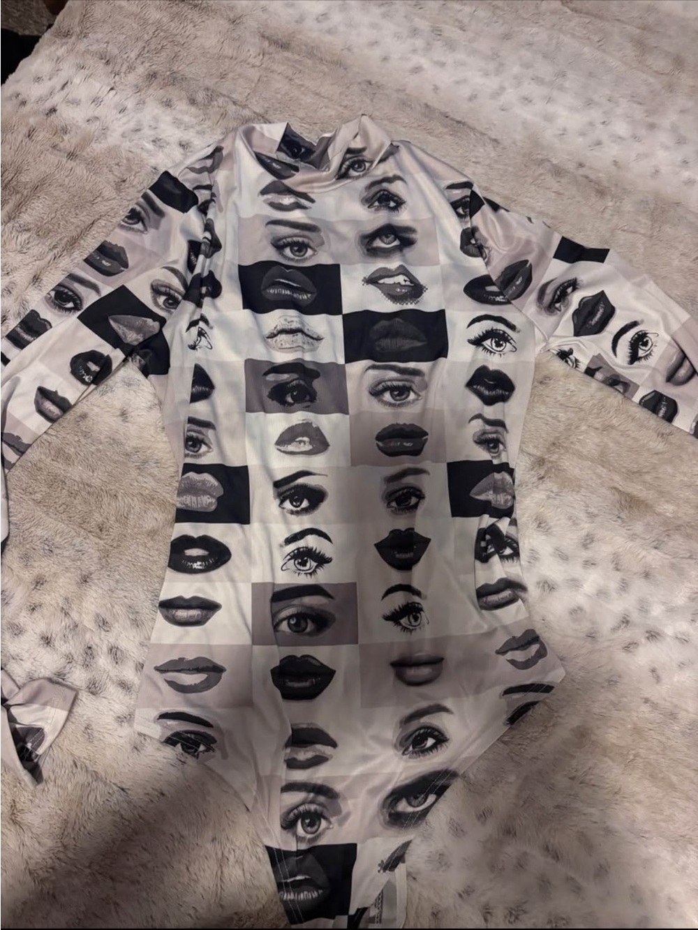Women's Black & White Graphic Long-Sleeve Bodysuit